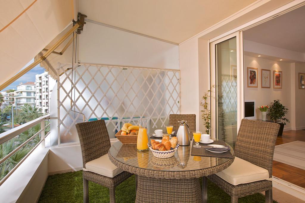 Le California Apartment Juan-les-Pins Bagian luar foto